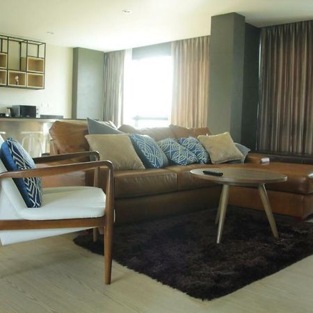 The Residence Thepkanjana Ban Khlong Krathum Baen Εξωτερικό φωτογραφία