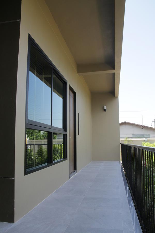 The Residence Thepkanjana Ban Khlong Krathum Baen Εξωτερικό φωτογραφία